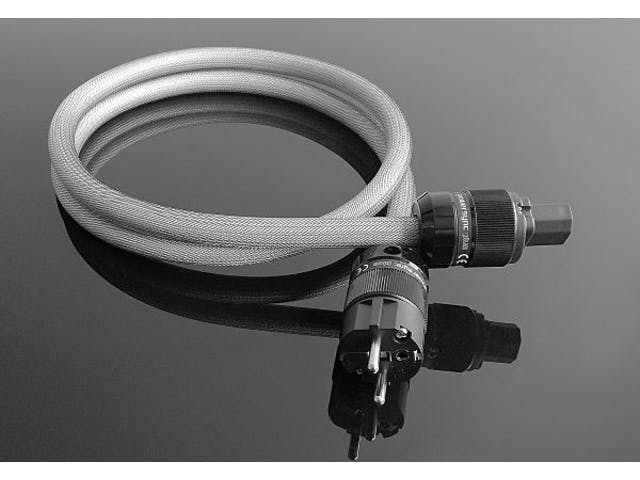 GigaWatt PF-1e Barette secteur + Cable PowerSync+