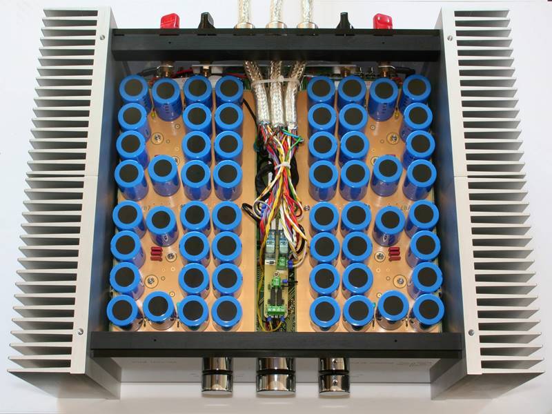 ASR Emitter 2, 3 châssis